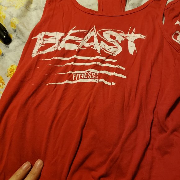 Workout tanks - Picture 2 of 3